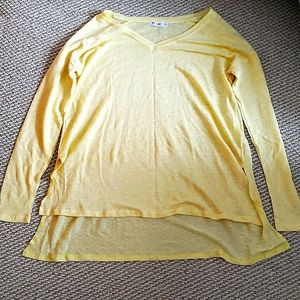 Soft yellow hi-lo blouse
